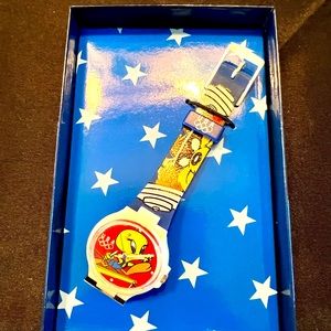 Warner Bros Tweety, bird, watch